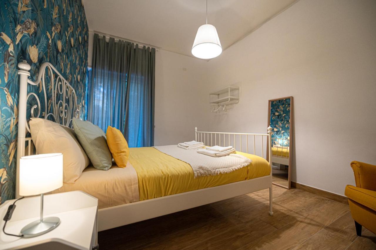 나폴리 Casa Vacanze Partenope 아파트 외부 사진